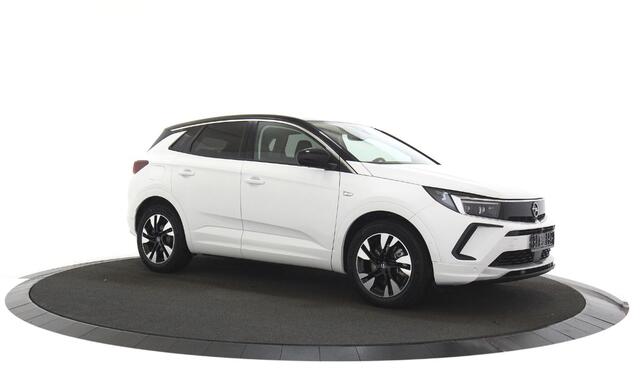 Opel Grandland 1.6 Turbo Plug-In Hybrid Elegance Standkachel / Keyless / Camera