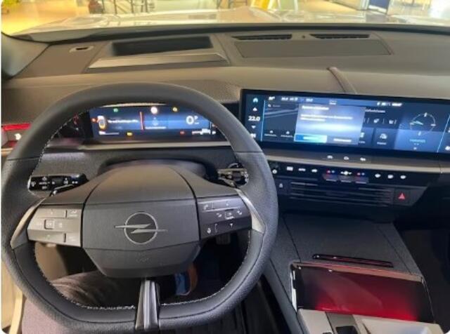 Opel Grandland 1.2 Turbo Hybrid GS 3x Alle opties/Nu met ¤ 9.469,- korting