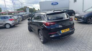 opel-grandland-1.2-turbo-gs-line-vo