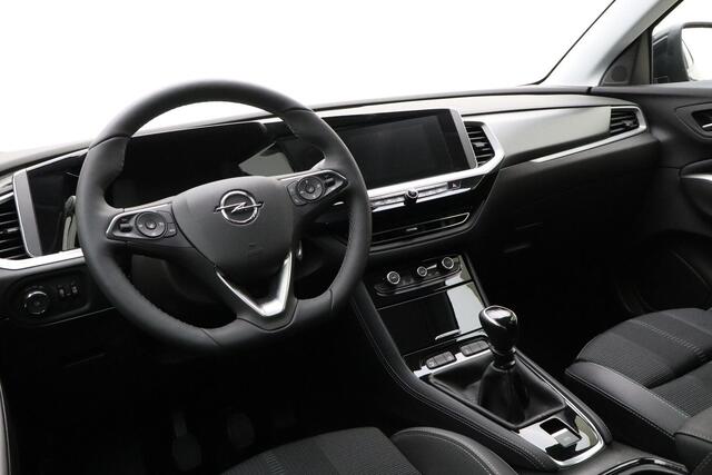 Opel Grandland 1.2 Turbo Level 2 | Navigatie via Carplay | Climate control | Stoel & Stuurverwarming | Parkeersensoren | Lichtmetalen velgen | Verwarmd voorruit