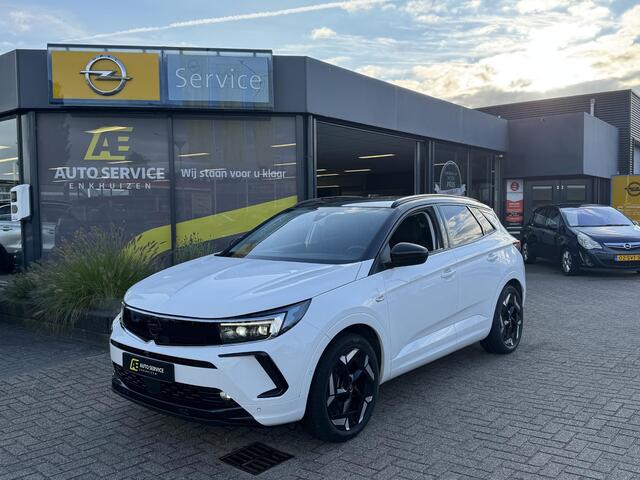 Opel Grandland 1.6 Turbo Plug-In Hybrid 4x4 GSe Geheel rijklaar |BOVAG gar. - GSe uitvoering! 300pk automaat Hybrid | Alcantara\leer | Full LED | Camera | 2x lader