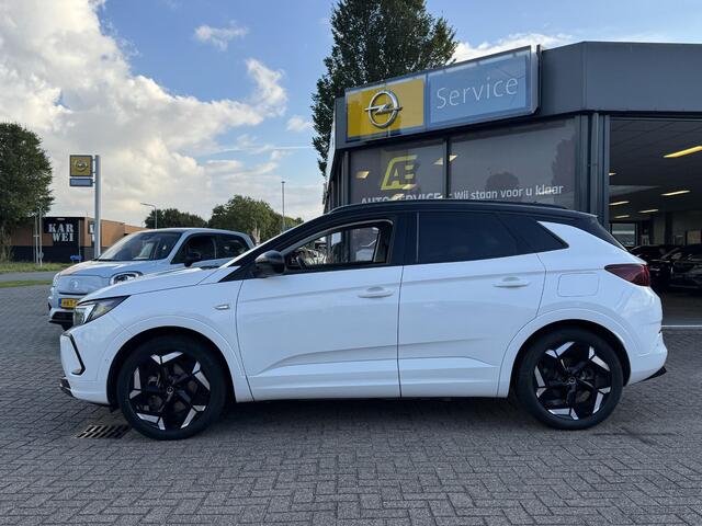 Opel Grandland 1.6 Turbo Plug-In Hybrid 4x4 GSe Geheel rijklaar |BOVAG gar. - GSe uitvoering! 300pk automaat Hybrid | Alcantara\leer | Full LED | Camera | 2x lader