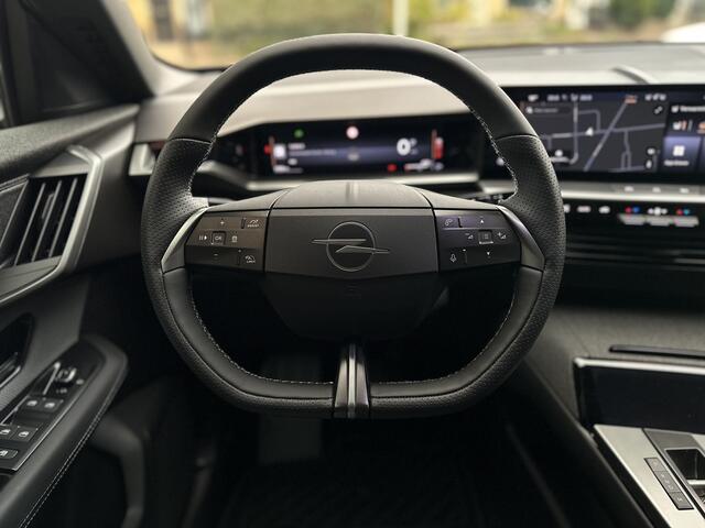 Opel Grandland 1.2 Turbo Hybrid GS Stoel+Stuurverwarminf/Camera/Navigatie.