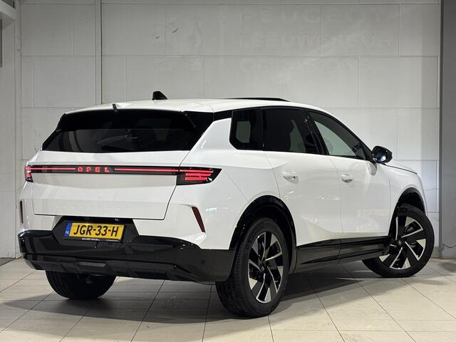 Opel Grandland Electric Business Edition 73kWh 210pk | Hi-Fi FOCAL® | SCHUIF/KANTELDAK | LED PIXEL VERLICHTING | HEAD UP DISPLAY | ISOFIX |