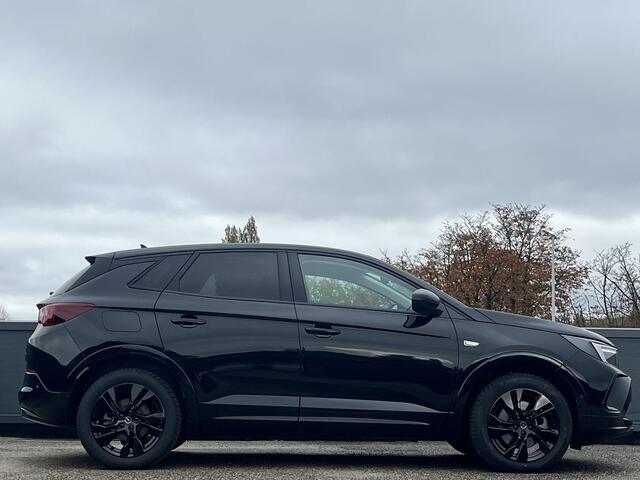 Opel Grandland GS 1.6 HYbrid PHEV 225pk | ALCANTARA/LEDER | AGR-STOELEN | BLACK PACK | KEYLESS | WINTER PACK | ISOFIX | NAVI PRO |