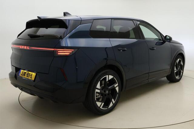 Opel Grandland Electric Business Edition 73 kWh 213pk | Lederen Bekleding | Panoramadak | Massagestoelen | Matrix Verlichting | Navigatie | Rondomzicht Camera | 20" Lichtmetalen Velgen | Cruise Control Adaptief | HUD