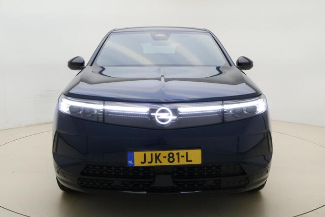 Opel Grandland Electric Business Edition 73 kWh 213pk | Lederen Bekleding | Panoramadak | Massagestoelen | Matrix Verlichting | Navigatie | Rondomzicht Camera | 20" Lichtmetalen Velgen | Cruise Control Adaptief | HUD