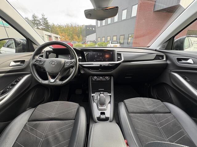 Opel Grandland 1.6 Turbo Plug-In Hybrid 4x4 Ultimate 360 Camera, LED, Afn. Trekhaak, Dodehoeksensoren, Stoel/Stuurverwarming