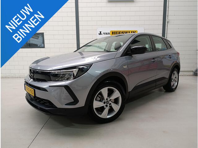 Opel Grandland 1.6 Turbo Plug-In Hybrid