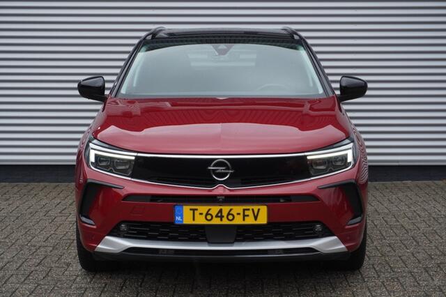 Opel Grandland 1.6 Turbo Hybrid Ultimate / Camera / Leer / Winterpakket / Adaptive Cruise / LED