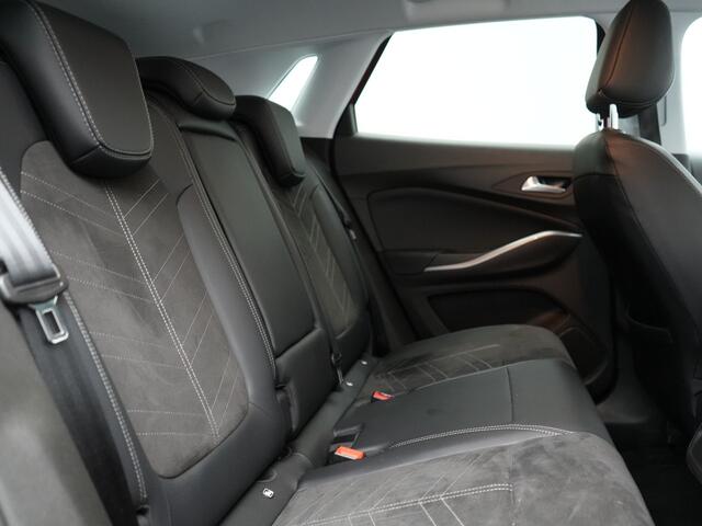 Opel Grandland 1.6 Turbo GS Line Facelift Plug In Hybrid 225pk Dealer O.H PHEV | Adaptive Cruise | 360 Camera | Matrix LED | Black Optic | Alcantara Sporstoelen Verwarmd | Apple Carplay | Sfeerverlichting | Navigatie | Virtual | DAB | 18"L.M |