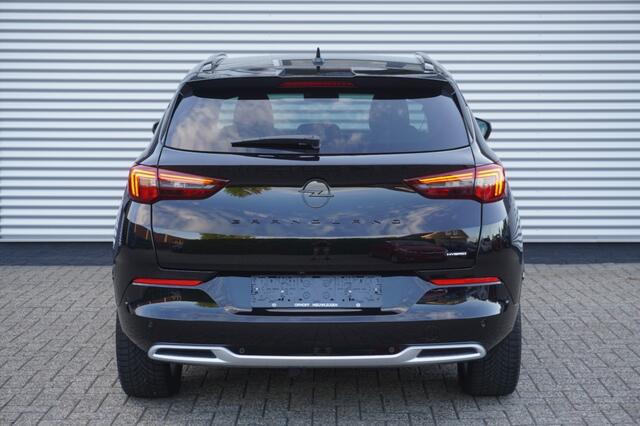 Opel Grandland 1.6 Turbo Hybrid / Trekhaak / Camera / Stoel- en stuurverw. / Adaptive Cruise