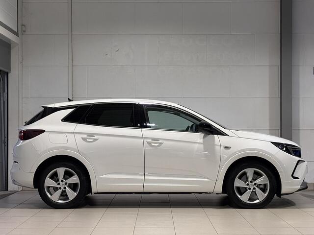 Opel Grandland Elegance 1.6 PHEV 225pk Hybrid e-EAT8 | AGR-STOELEN | KEYLESS | NAVI PRO | CAMERA + SENSOREN | STOELVERW. | ELEK. A.KLEP | ISOFIX | FULL LED |