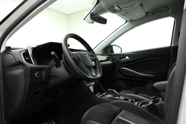 Opel Grandland 1.6 T PHEV 4x4 GSe Ultimate | Camera + PDC v&a / Dode Hoek / Navi Full / Elektr. Achterportier / AGR Alcantara Stoelen /