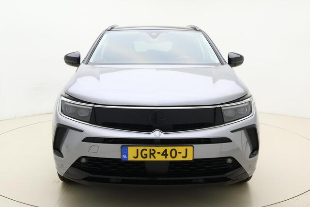 Opel Grandland 1.6 Turbo Plug-In Hybrid 4x4 GSE | ECC | Navigatie | Winter Pakket | Parkpilot | Black Pakket | Elektrisch Pakket | 18" LM-Velgen