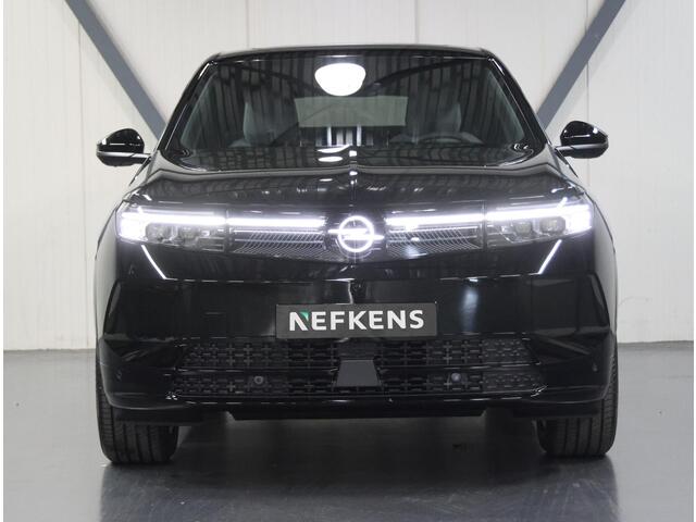 Opel Grandland Electric Business Edition 73 kWh | AUTOMAAT | Warmtepomp | 360° Camera | Stoel, stuur & voorruit verwarmd | Apple Carplay/Android Auto | Elektr. achterklep | ARG-stoelen | Matrix LED | Navigatie |
