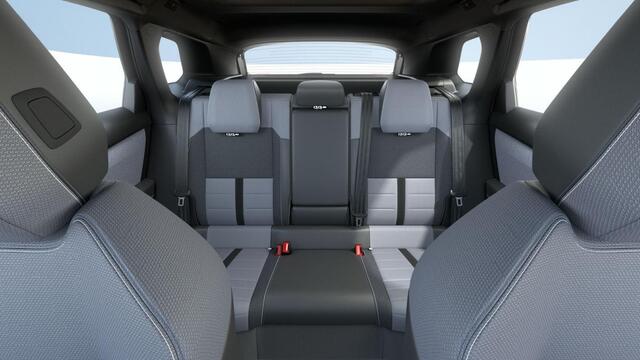 Opel Grandland Electric Business Edition 73 kWh | 17% bijtelling | AUTOMAAT | Warmtepomp | 360° Camera | Stoel, stuur & voorruit verwarmd | Apple Carplay/Android Auto | Elektr. achterklep | ARG-stoelen | Matrix LED | Navigatie |