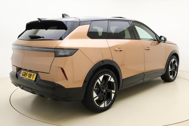 Opel Grandland Electric GS 73 kWh | Navigatie | Glazen schuif/kanteldak | AGR Stoelen | Zwart dak | Keyless | Stoel & Stuurverwarming | Adaptive Cruise control