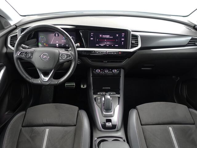 Opel Grandland 1.6 Turbo Plug-In Hybrid 4x4 GSe- Two Tone, Carplay, Android Auto, 360 Camera, Standkachel, Lane Assist