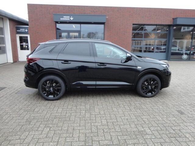 Opel Grandland 1.2 Turbo GS Black Line Edition Automaat ,Trekhaak ,Led verlichting ,Navi ,Camera voor en achter