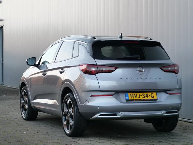 Opel Grandland 1.2 Turbo Business Elegance 130 Pk Automaat Navi / Apple Carplay / DAB / Winterpakket / Camera