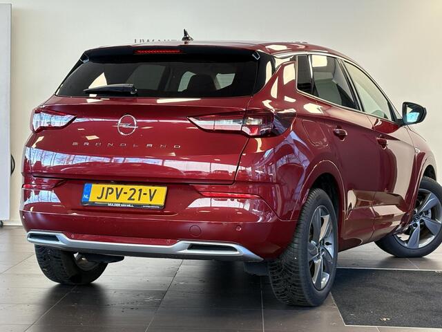 Opel Grandland Elegance 1.2 Turbo 130pk | ALL SEASON BANDEN | AGR-STOEL | LED PIXEL VERLICHTING | 360° CAMERA | DODEHOEKBEWAKING | NAVI | ISOFIX |