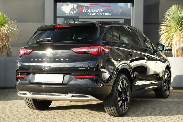Opel Grandland 1.6 Turbo Plug-In Hybrid Elegance 225pk Navigatie/Stoelverwarming/360Camera