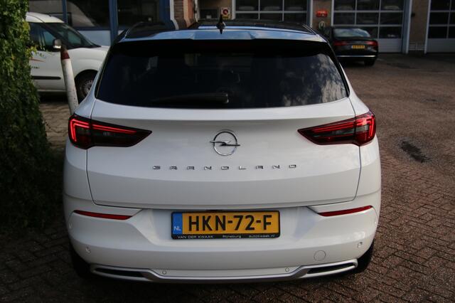 Opel Grandland 1.2 Turbo Ultimate | Apple carplay | 360 camera | Navigatie | St