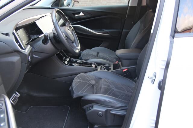 Opel Grandland 1.2 Turbo Ultimate | Apple carplay | 360 camera | Navigatie | St