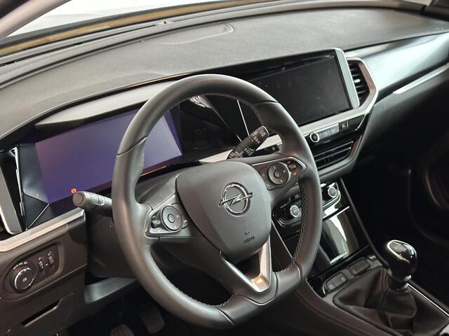 Opel Grandland 1.2 Turbo GS | NAVIGATIE | CAMERA | PARKEERSENSOREN VOOR-EN ACHTER | 18" LICHTMETALEN VELGEN