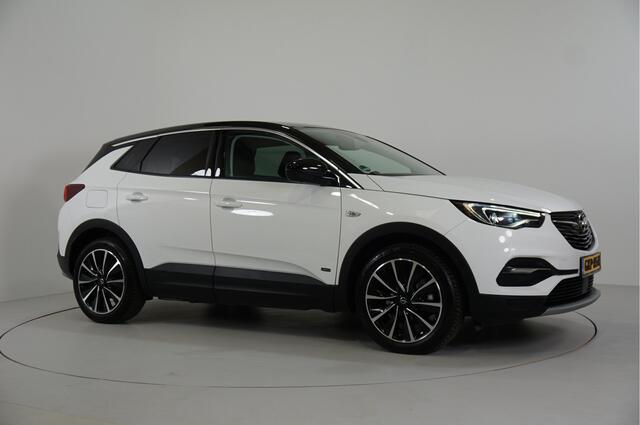 Opel Grandland X 1.6 Turbo Hybrid4 Innovation 300pk | Leer | Camera | Stl. verw. | Dodehoek | Navi |