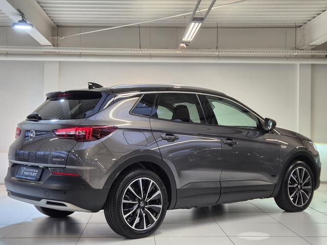 Opel Grandland X 1.6 Turbo Hybrid Ultimate Automaat | Navigatie | Stoelverwarming/Stoelverkoeling | 360º Camera | Apple Carplay/Android Auto | Keyless Entry |
