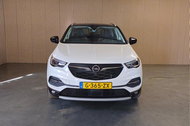 Opel Grandland X 1.2 Turbo Ultimate - Apple Carplay/Android Auto - Stoelverwarming voor en achter - Stoelventilatie - Stuurverwarming - Parelmoer - Leder - Trekhaak - 19' - Denon premium soundsystem