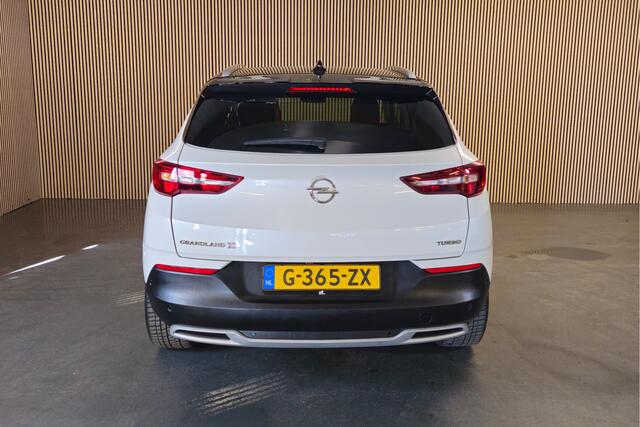 Opel Grandland X 1.2 Turbo Ultimate - Apple Carplay/Android Auto - Stoelverwarming voor en achter - Stoelventilatie - Stuurverwarming - Parelmoer - Leder - Trekhaak - 19' - Denon premium soundsystem