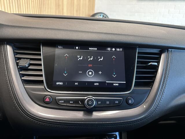 Opel Grandland X 1.2 Turbo Business Executive