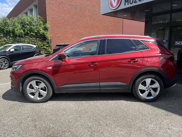 Opel Grandland X 1.6 Turbo Hybrid Business Elegance // FULL LED // KEYLESS // NAVI+CARPLAY // CAMERA+SENSOREN // ELEK. ACHTERKLEP // STOELVERWARMING //