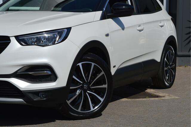 Opel Grandland X 1.6 Turbo Hybrid4 plug in hybrid Ultimate | Leder/Carplay/LED/Stoelverw + koeling | Met 12 maanden garantie!