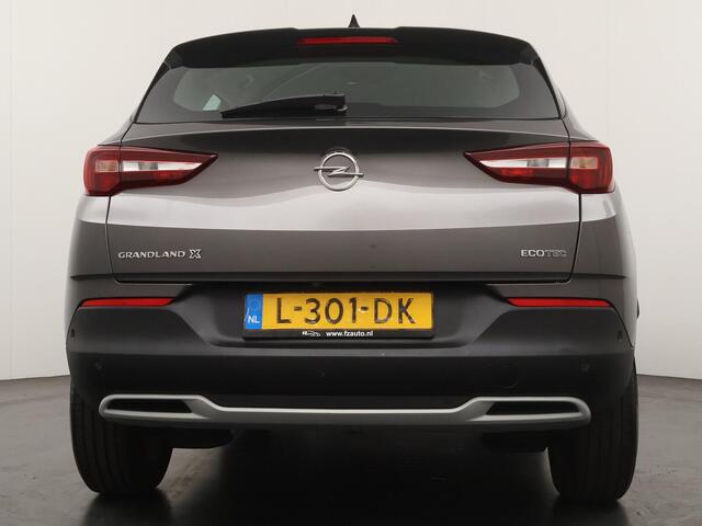 Opel Grandland X 1.2 Turbo Business Elegance - LED koplampen - Stoelverwarming - Dode hoek - Navigatie - 360gr. Camera