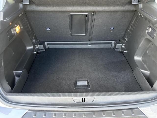 Opel Grandland X Edition 2020 1.2 Turbo 130pk | AGR-STOELEN | CAMERA | TWO-TONE | WINTER PACK | NAVI PRO | CLIMATE CONTROL | ISOFIX | DAB+ |