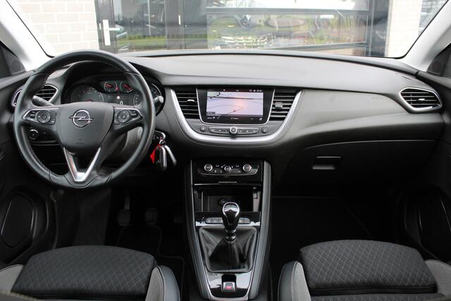 Opel Grandland X 1.2 Turbo Online Edition / Carplay / Clima / Trekhaak