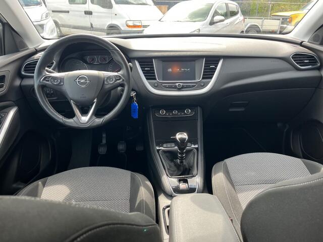 Opel Grandland X Turbo 130pk Online Ed. Clima Cruise Stoelv. 99.738km