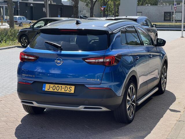 Opel Grandland X 1.6 Turbo Hybrid4 Ultimate PHEV | Leder | Elektrische achterklep | Carplay & navigatie |