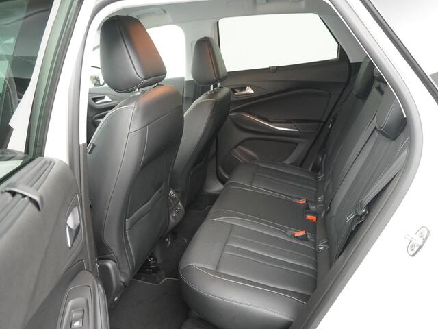 Opel Grandland X 1.2 Turbo Innovation - Navigatie - Climate Control - 360 camera
