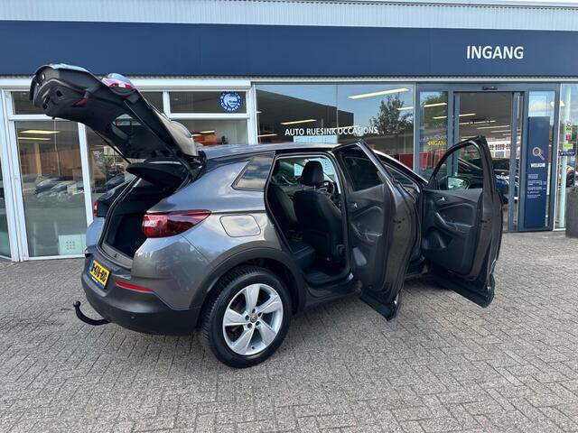 Opel Grandland X 1.2 TURBO INNOVATION