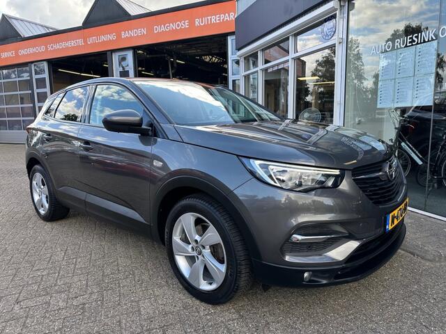 Opel Grandland X 1.2 TURBO INNOVATION