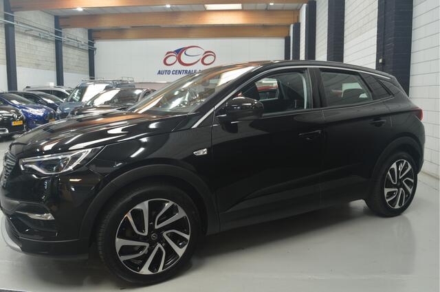 Opel Grandland X 1.2 Turbo Ultimate // AUTOMAAT // 81.000 km // TREKHAAK // NAVI // STUUR&STOELVERWARMING // PANO //