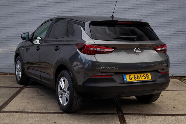 Opel Grandland X 1.2 Turbo Business Executive