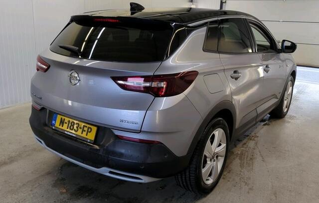 Opel Grandland X 1.6 Turbo 225 pk Hybrid Business Elegance Navigatie Trekhaak Camera Carplay Stoelverwarming Dab Led Keyless Two Tone NL Auto Plug in Hybride NL Auto 1e Eigenaar