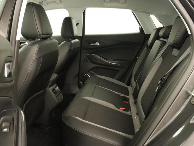 Opel Grandland X 1.6 Turbo Hybrid4 Business Elegance | Trekhaak | Stoelverwarming | Keyless | 360 Camera | Half leder | Carplay | Navigatie | PHEV | Plug In