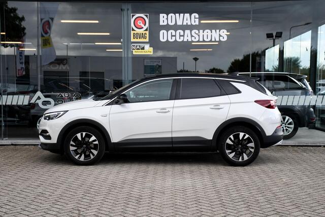 Opel Grandland X Innovation 1.2 Turbo 130pk ADAPT. CC/ 18''LM/ CAM.